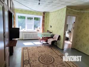 2-к квартира, вторичка, 45м2, 1/4 этаж