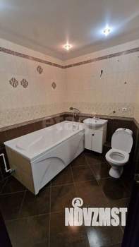 3-к квартира, вторичка, 74м2, 1/9 этаж