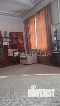 3-к квартира, вторичка, 95м2, 1/3 этаж