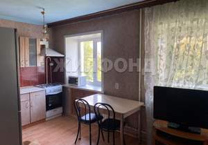 2-к квартира, вторичка, 44м2, 4/4 этаж