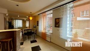 4-к квартира, вторичка, 143м2, 2/4 этаж