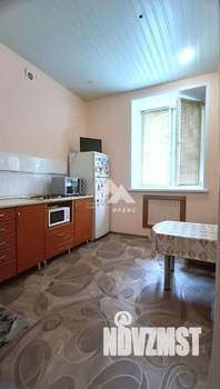 2-к квартира, вторичка, 58м2, 1/5 этаж