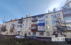 2-к квартира, вторичка, 43м2, 1/4 этаж