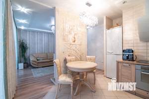 3-к квартира, вторичка, 80м2, 1/15 этаж