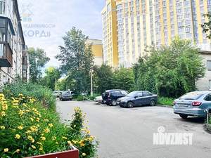 2-к квартира, вторичка, 40м2, 1/4 этаж