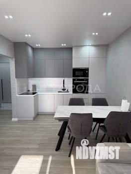 2-к квартира, вторичка, 54м2, 18/22 этаж