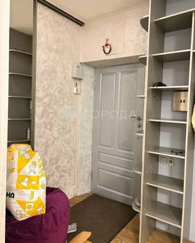 2-к квартира, вторичка, 56м2, 1/4 этаж