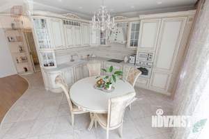 3-к квартира, вторичка, 110м2, 11/16 этаж