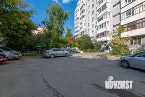 2-к квартира, вторичка, 52м2, 4/10 этаж