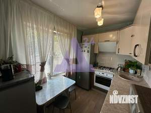 3-к квартира, вторичка, 54м2, 1/9 этаж