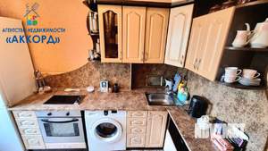 3-к квартира, вторичка, 58м2, 1/9 этаж