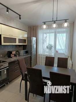 3-к квартира, вторичка, 72м2, 4/17 этаж