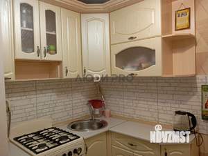 2-к квартира, вторичка, 43м2, 1/4 этаж