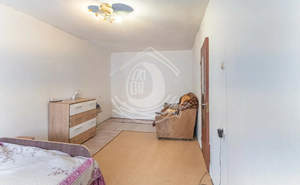 2-к квартира, вторичка, 44м2, 1/9 этаж