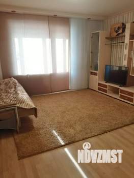 1-к квартира, вторичка, 40м2, 1/10 этаж