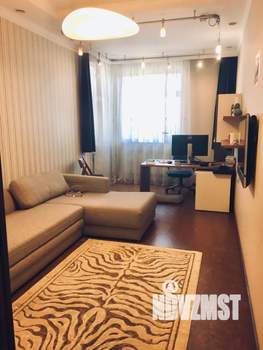 5-к квартира, вторичка, 250м2, 4/5 этаж