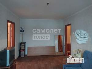 4-к квартира, вторичка, 60м2, 5/5 этаж