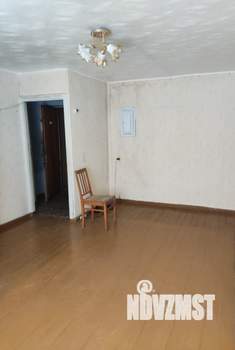 2-к квартира, вторичка, 42м2, 1/5 этаж