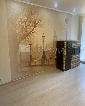 2-к квартира, вторичка, 52м2, 1/9 этаж