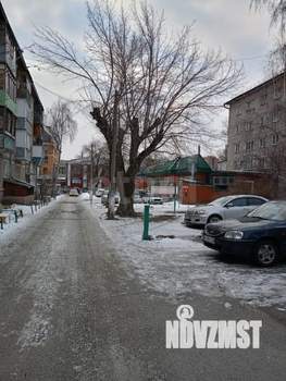 2-к квартира, вторичка, 43м2, 1/4 этаж