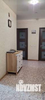 2-к квартира, вторичка, 64м2, 7/17 этаж