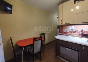 2-к квартира, вторичка, 50м2, 1/10 этаж