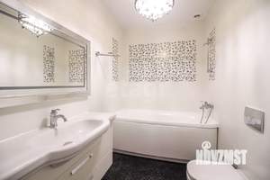 4-к квартира, вторичка, 156м2, 1/9 этаж