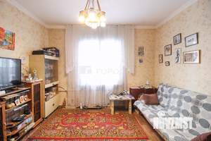 2-к квартира, вторичка, 42м2, 1/5 этаж