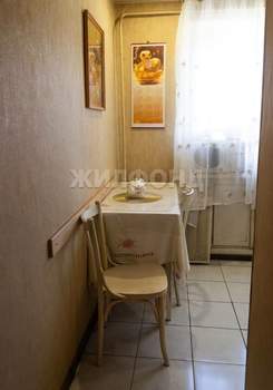 2-к квартира, вторичка, 50м2, 5/5 этаж