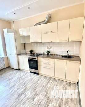 2-к квартира, вторичка, 60м2, 2/4 этаж