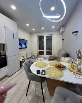 3-к квартира, вторичка, 58м2, 10/17 этаж