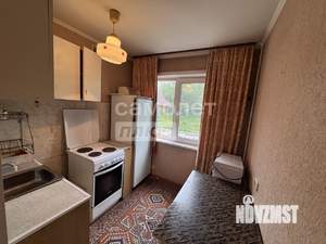 2-к квартира, вторичка, 42м2, 1/5 этаж