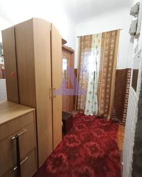 3-к квартира, вторичка, 57м2, 3/3 этаж