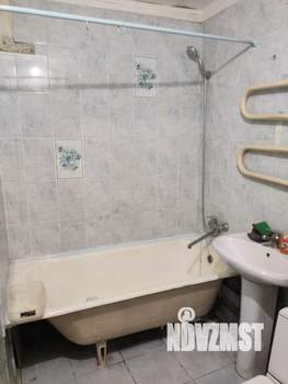 2-к квартира, вторичка, 42м2, 1/5 этаж