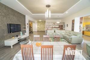 4-к квартира, вторичка, 204м2, 7/12 этаж