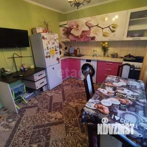 2-к квартира, вторичка, 54м2, 1/10 этаж