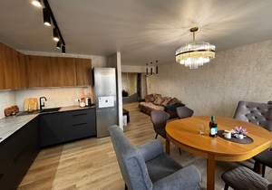 3-к квартира, вторичка, 102м2, 5/5 этаж