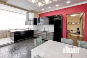 4-к квартира, вторичка, 178м2, 5/6 этаж