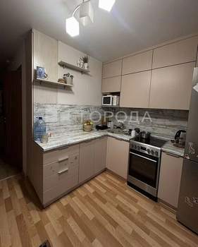 2-к квартира, вторичка, 53м2, 10/17 этаж