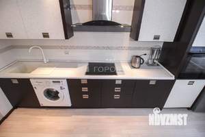 4-к квартира, вторичка, 117м2, 3/10 этаж