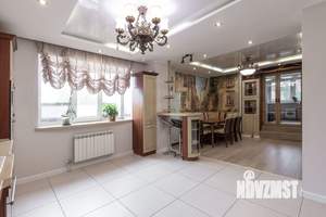 4-к квартира, вторичка, 152м2, 4/6 этаж