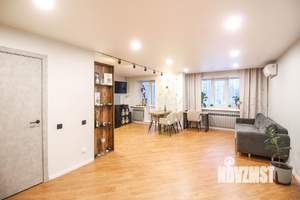 2-к квартира, вторичка, 64м2, 3/11 этаж