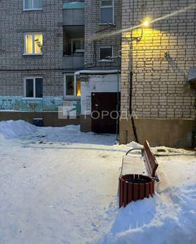 2-к квартира, вторичка, 58м2, 1/5 этаж