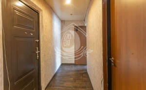 2-к квартира, вторичка, 44м2, 1/9 этаж