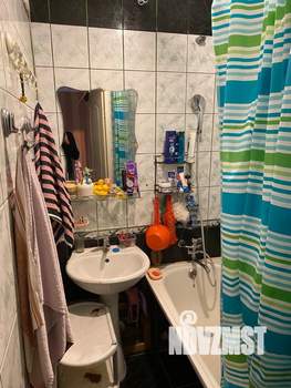 4-к квартира, вторичка, 61м2, 5/5 этаж