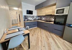 2-к квартира, вторичка, 63м2, 8/17 этаж