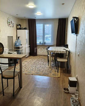 3-к квартира, вторичка, 82м2, 1/17 этаж