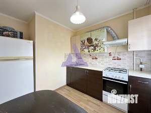 2-к квартира, вторичка, 42м2, 3/4 этаж