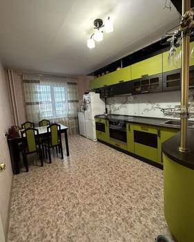 3-к квартира, вторичка, 77м2, 9/10 этаж