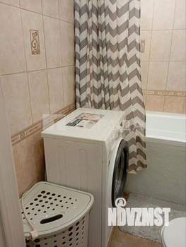 2-к квартира, вторичка, 43м2, 1/4 этаж